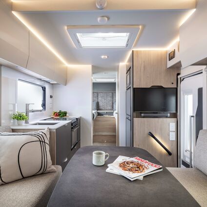 Trail Lite Aug25 5004 Karapiro 300 Slate