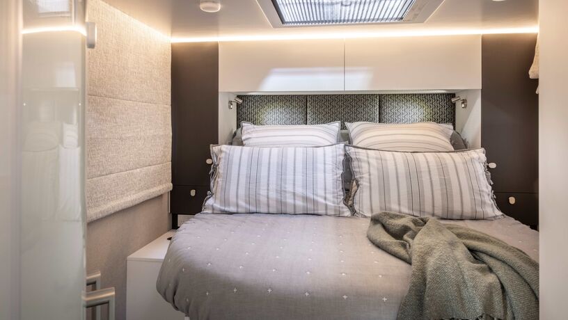 Trail Lite Aug25 4070 Oakura 300 LM